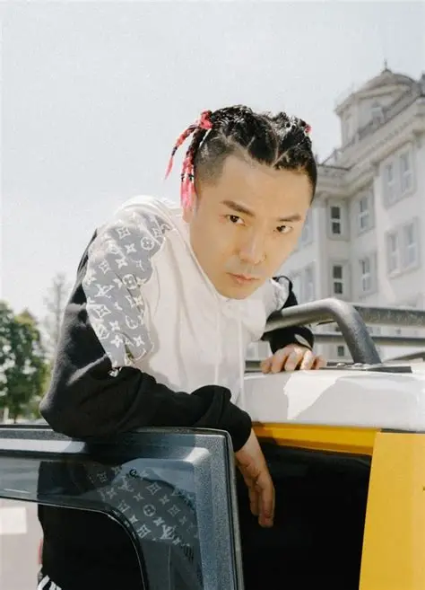 邓典果DDG